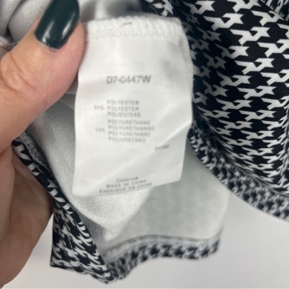 Descente Women's Japanese Luxury Ski 1/4 Zip, Houndstooth Black/White Size 8 - Picture 8 of 9